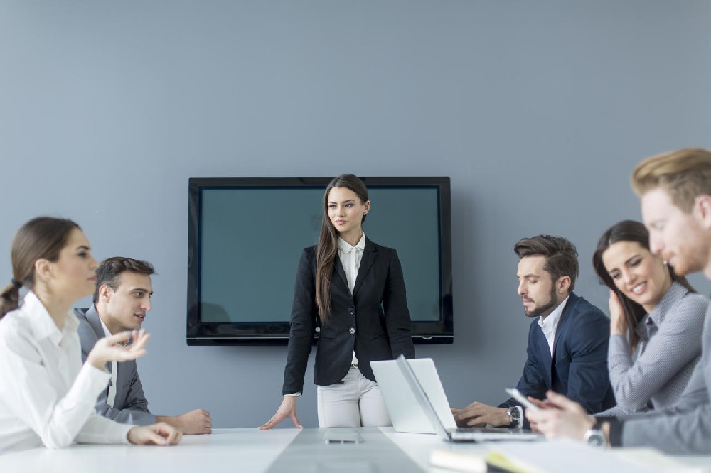广州商务调查取证：离婚后孩子抚养费一个月给多少合适？