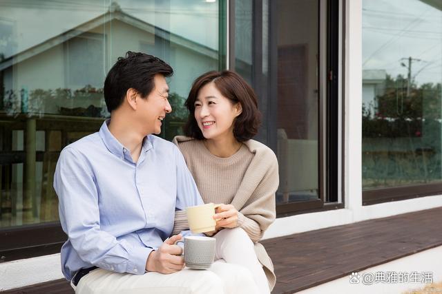 广州市调查公司：夫妻感情差怎么办?